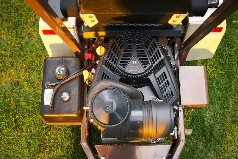 Maintain Lawn Equipment
