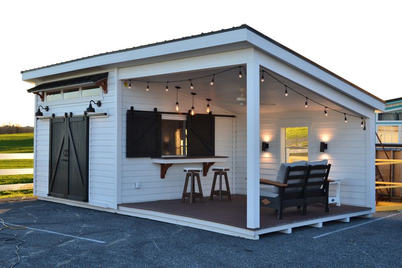 Outdoor Bar
