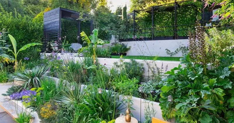 Uniform Garden Beds