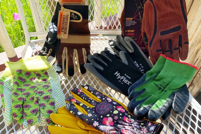 Fancy Garden Gloves