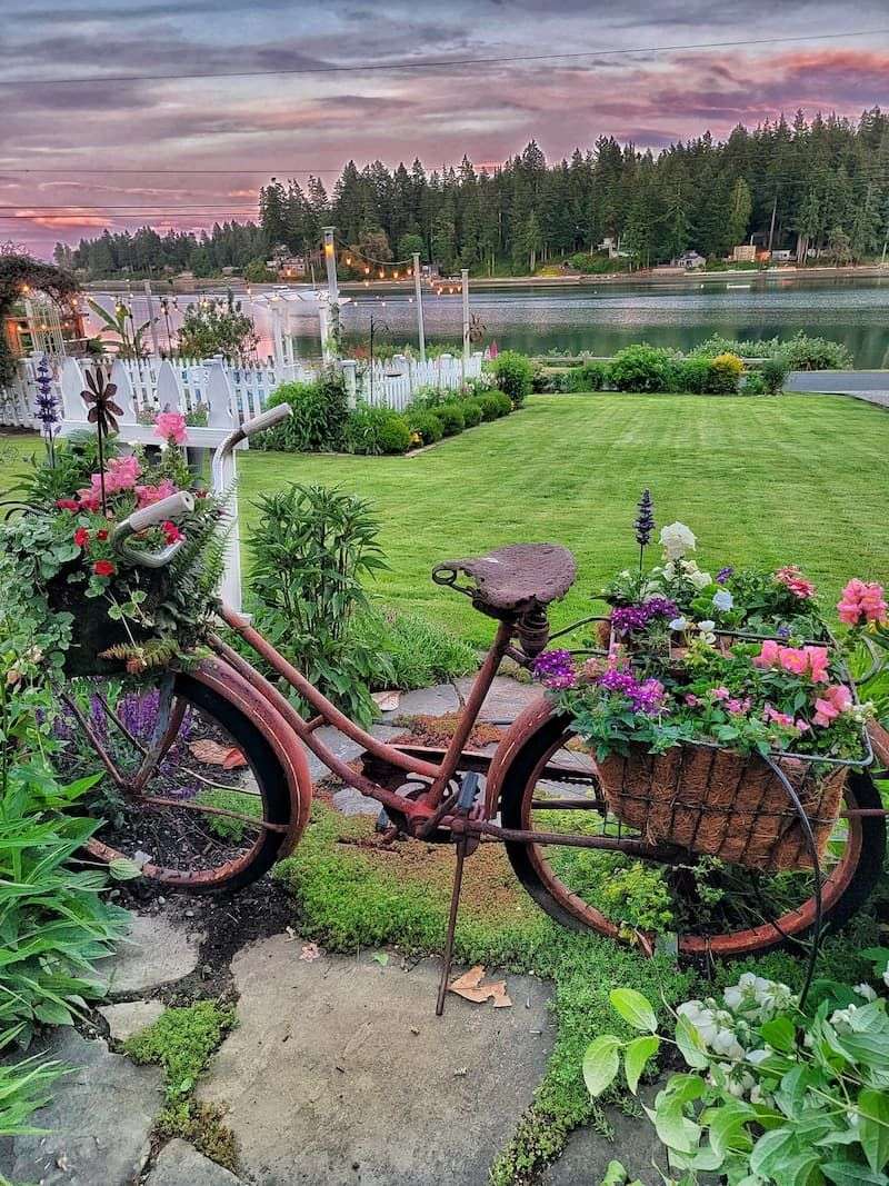 Beach-Themed Bicycle Planter