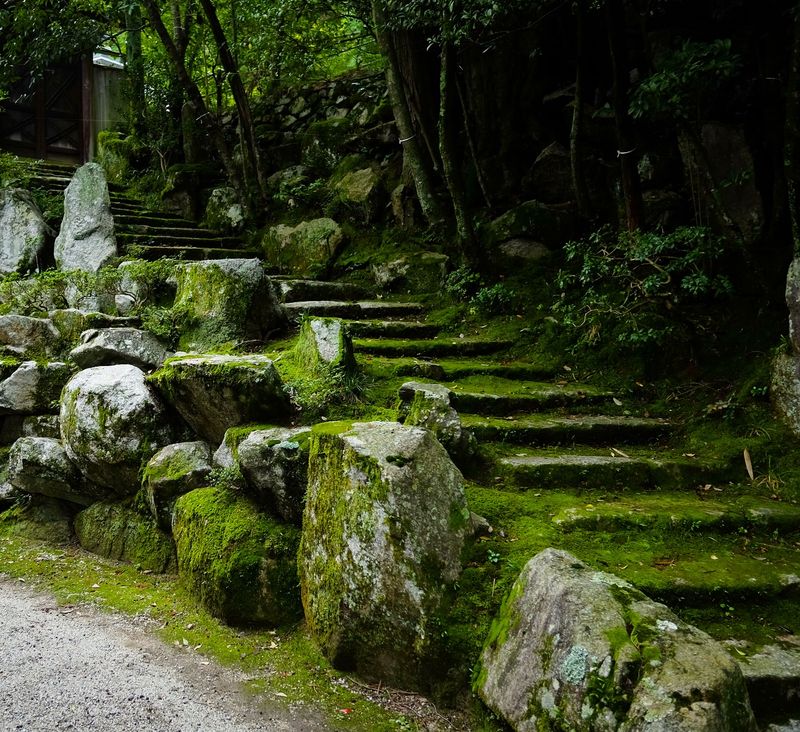 Stone Placement