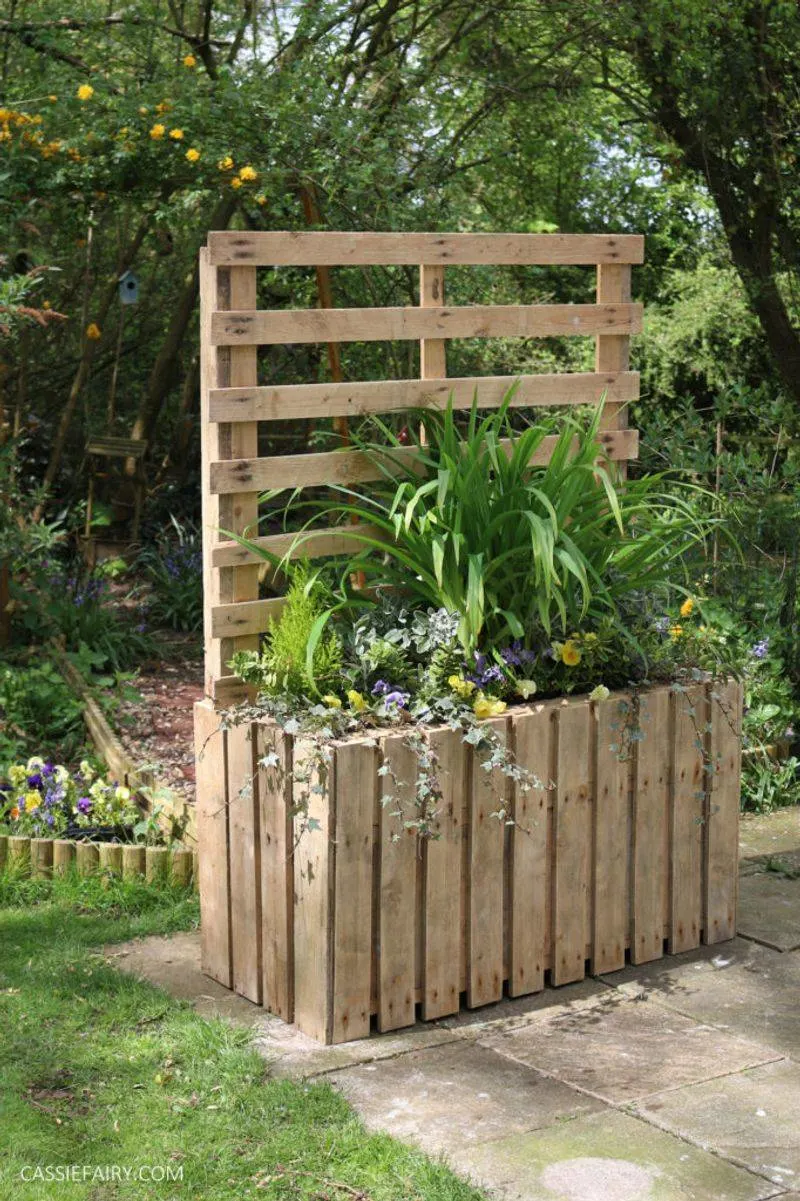 Recycled Pallet Planter
