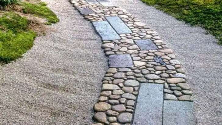 15 Charming Garden Paths You Can Build Without Heavy Tools