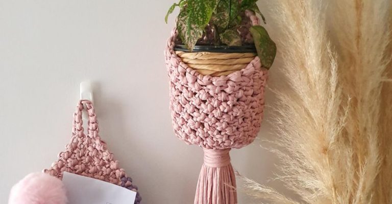 15 DIY Plant Hangers You Can Make in Under an Hour