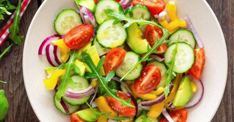 15 Refreshing Salad Ideas Using Garden-Fresh Fruits and Veggies