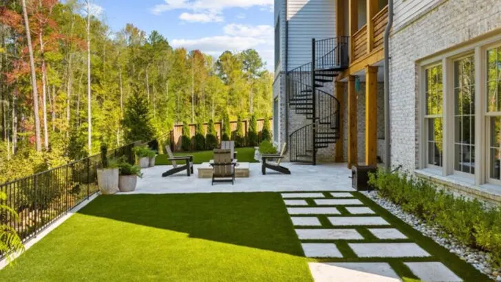 16 Garden Decor Trends That Backfire on Plant Health