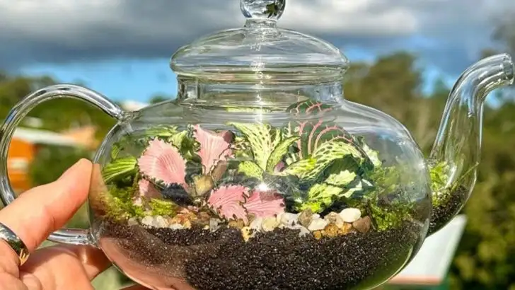 19 Clever Ways to Grow Herbs Without a Backyard