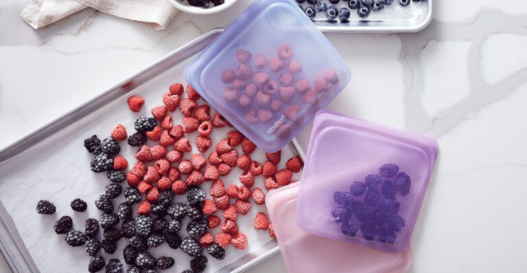 19 Simple Tips to Freeze Summer Fruits So You Can Enjoy Them All Year