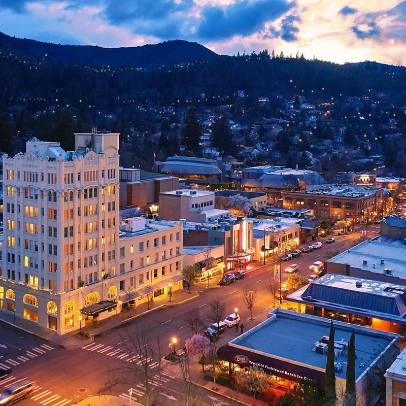 Ashland, Oregon