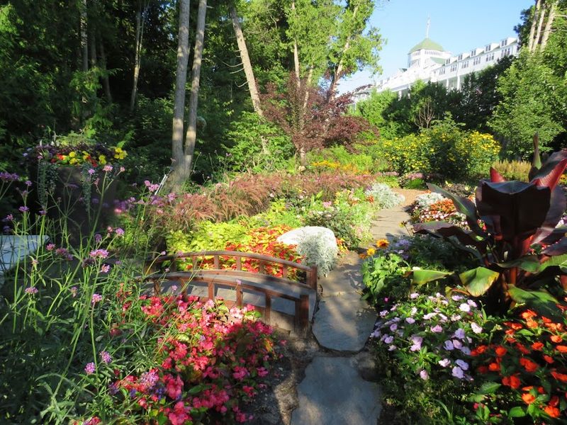 Victorian Parlor Garden