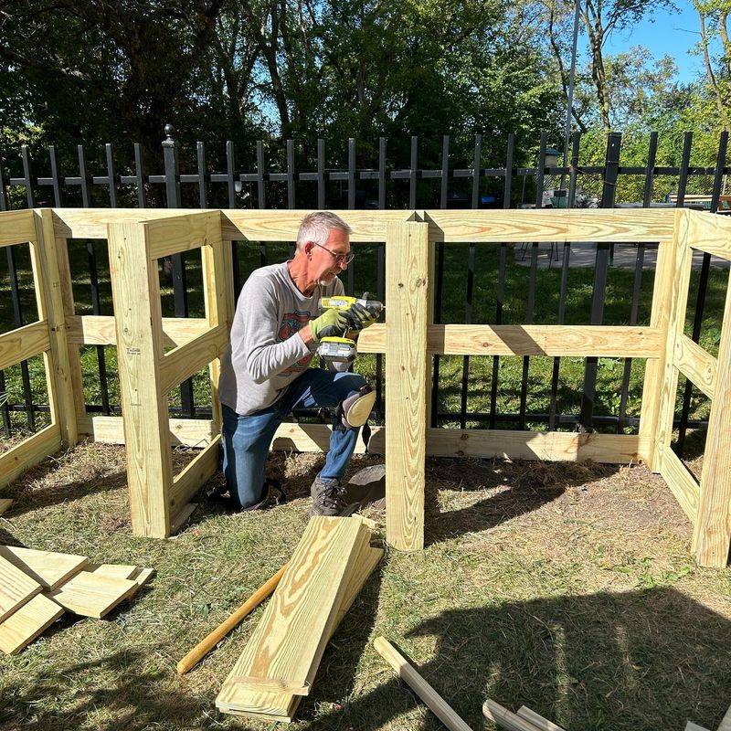 Build a Compost Bin