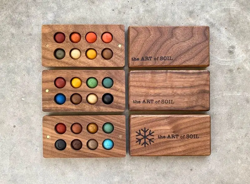 Craft a Soil-Based Art Piece