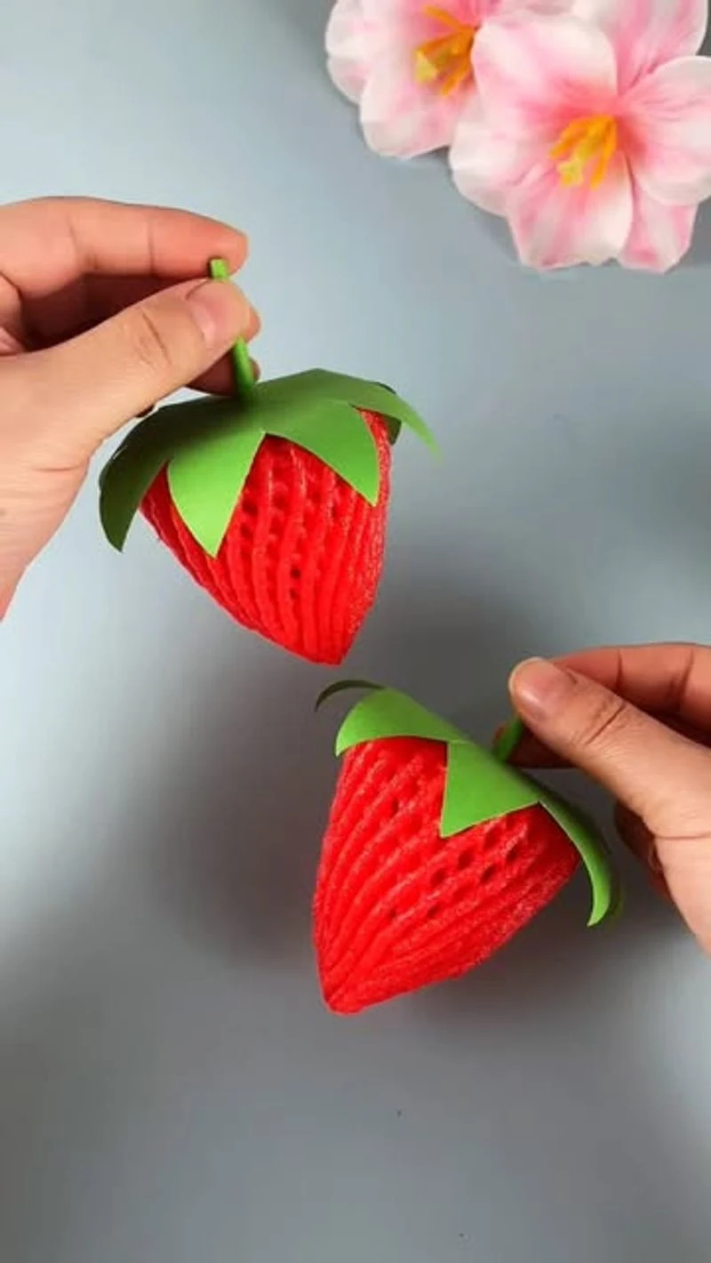Creative Strawberry Crafts