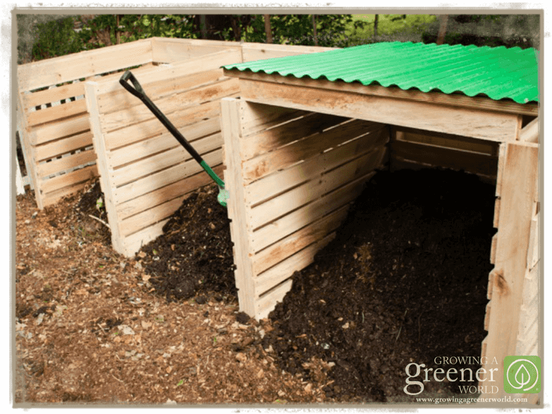 DIY Compost Bin from Pallets