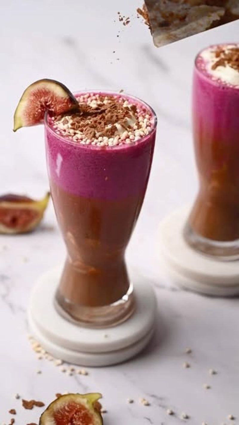 Fig and Strawberry Smoothie