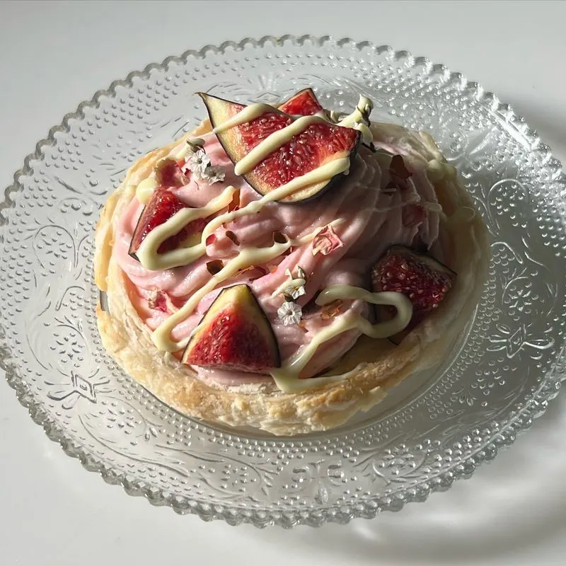 Fig and Strawberry Tart