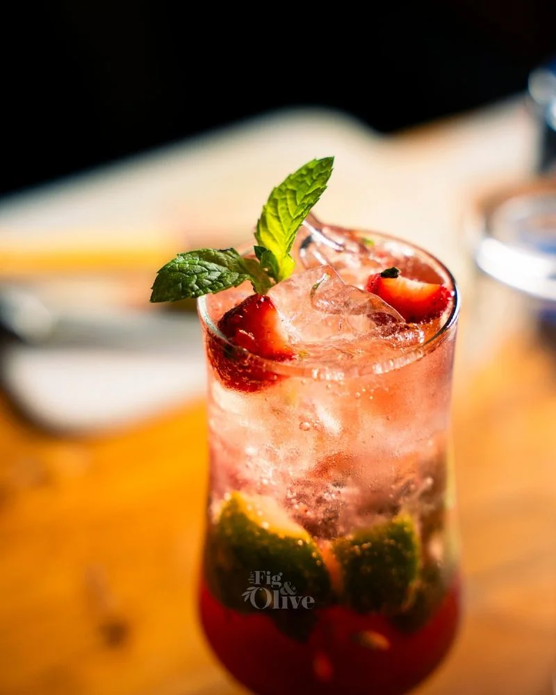 Fizzy Fig and Strawberry Drink