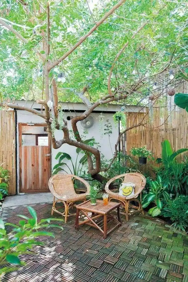 Garden Tea Corner