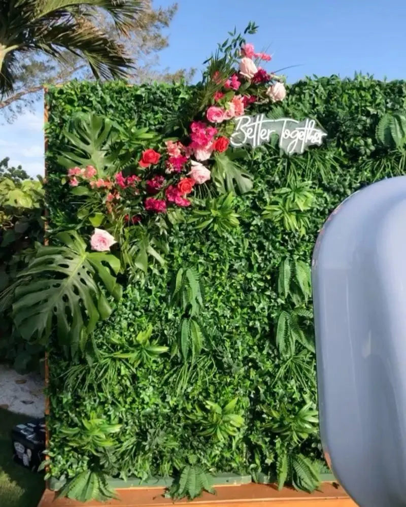 Greenery Photobooth