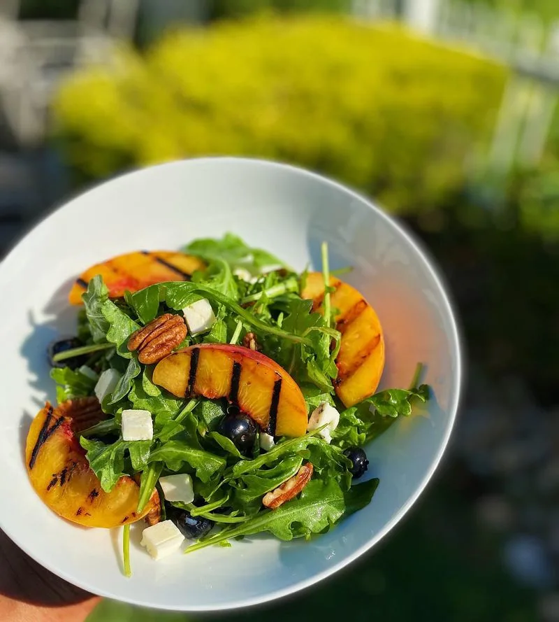 Grilled Peach and Arugula Salad