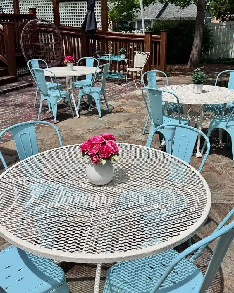 Paint Garden Furniture
