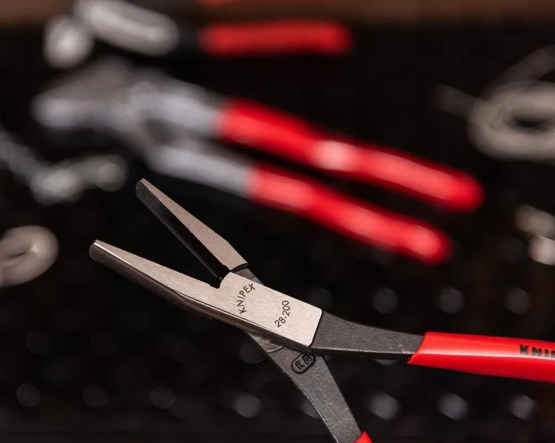 Pliers