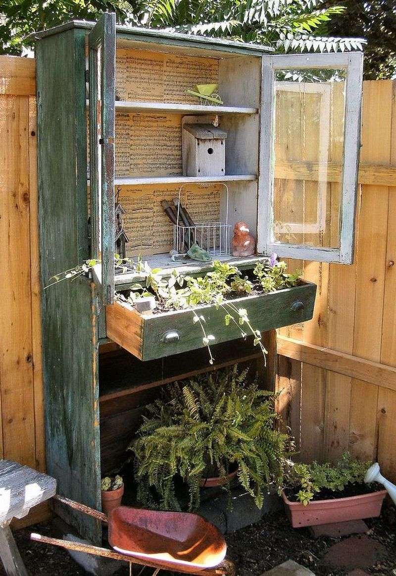Repurposed Bookshelf Garden
