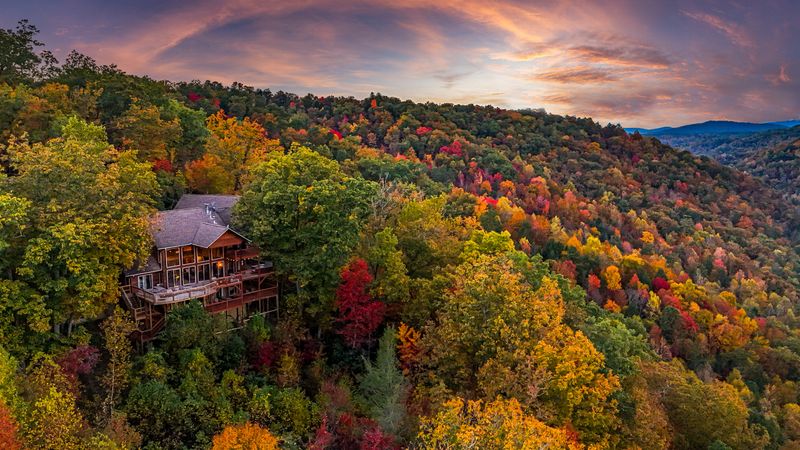 The Majestic Mountain Retreat