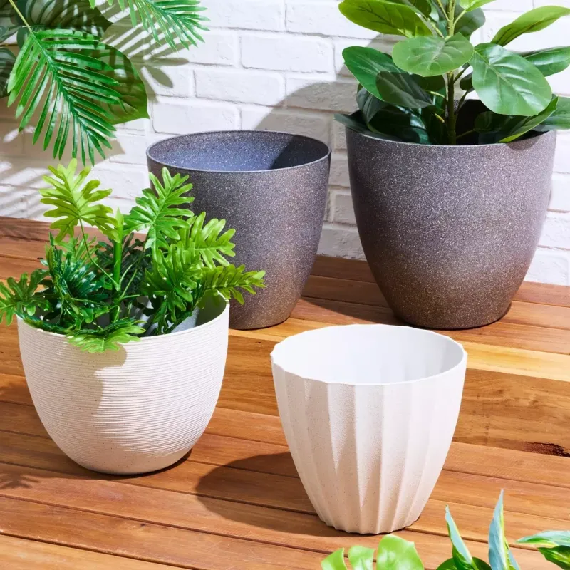 Using Plastic Pots
