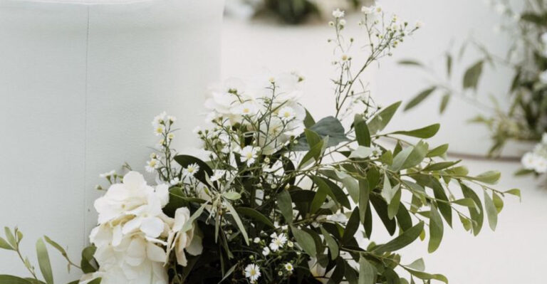 10 Garden Herbs That Turn Into Wedding-Ready Scents and 5 That Say “Just Married”