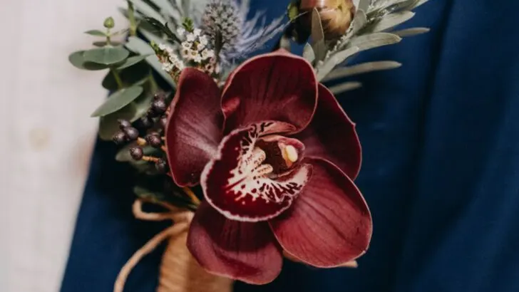 15 Floral Ideas That Steal the Show at Summer Parties and Weddings