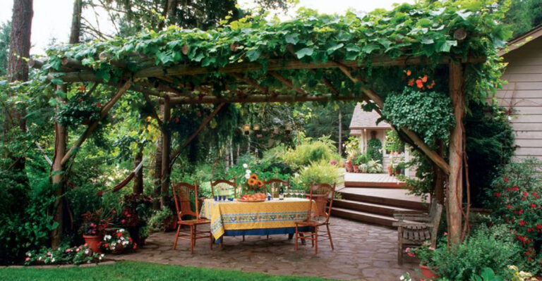16 American Lawns That Turned Into Productive Gardens (And Why More Should)