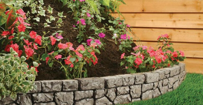 20 Stunning Garden Borders to Define Your Space