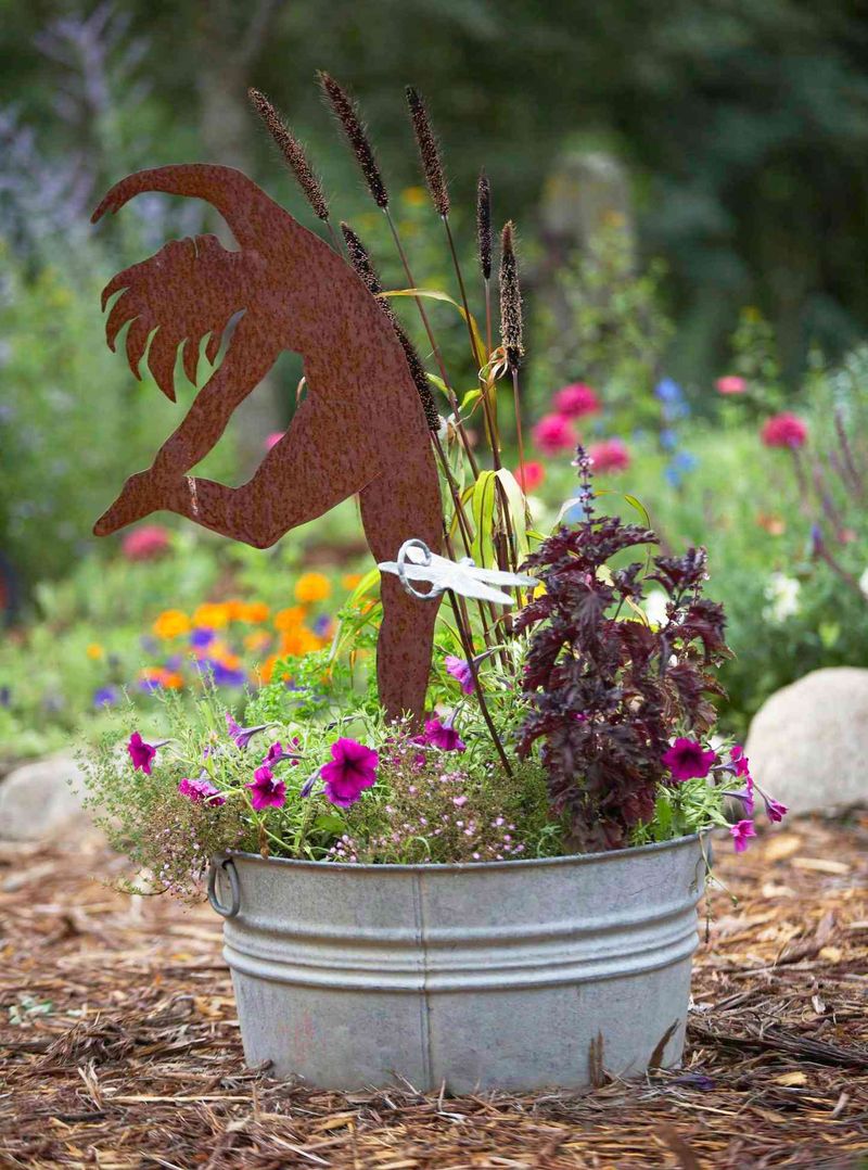 Artistic Garden Sculptures