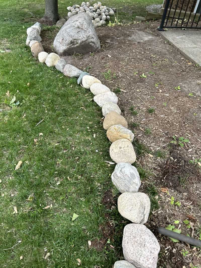 Stacked Stone Borders Without Mortar