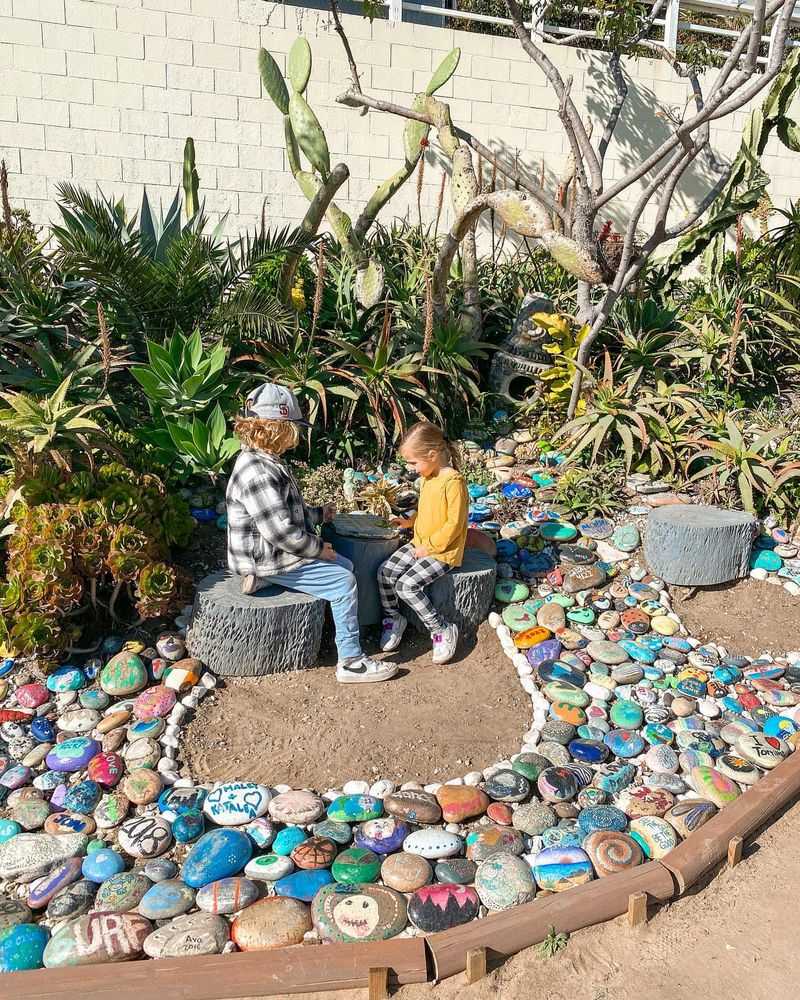 Garden Pebble Art