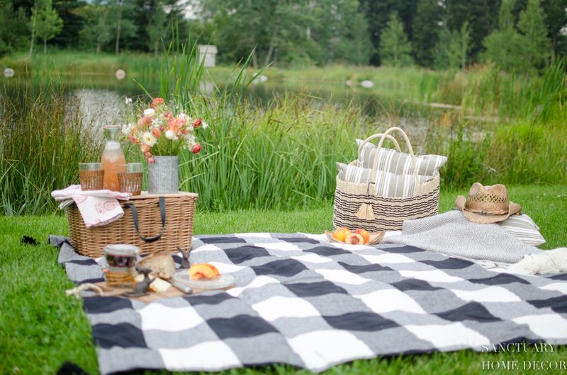 Garden Picnic Area