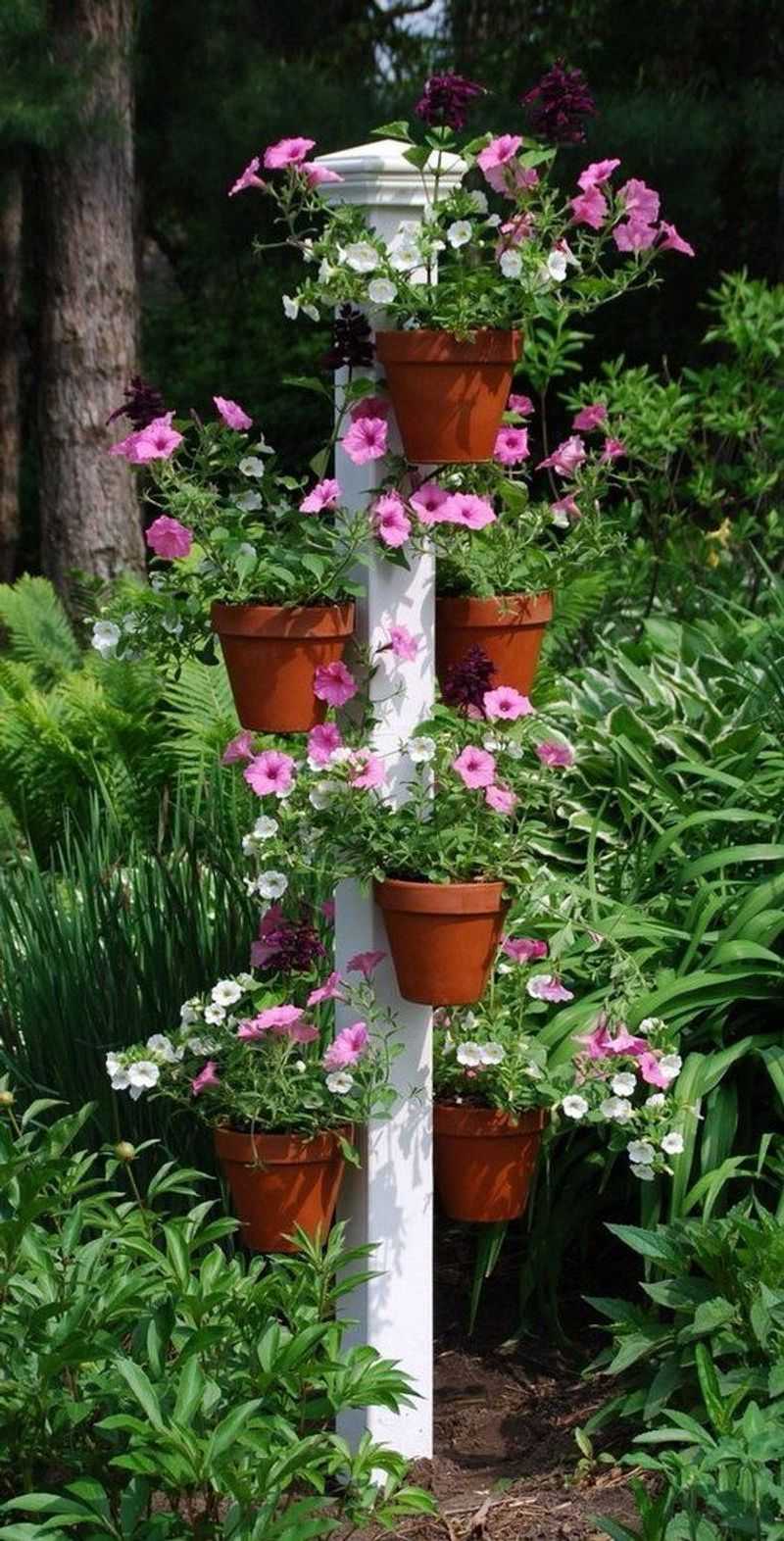 Incorporating Vertical Gardening
