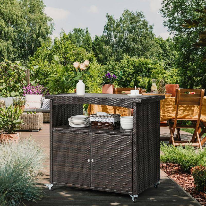 Outdoor Bar