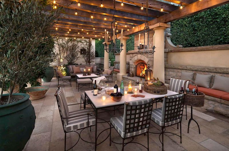 Outdoor Dining Area