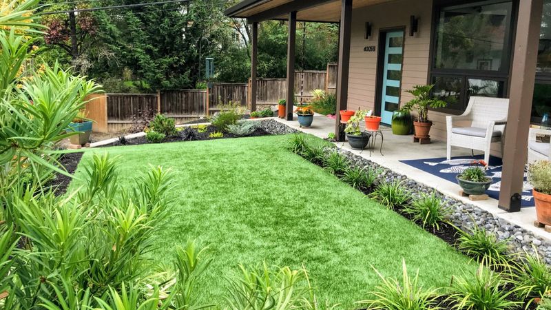 Synthetic Turf Lawns