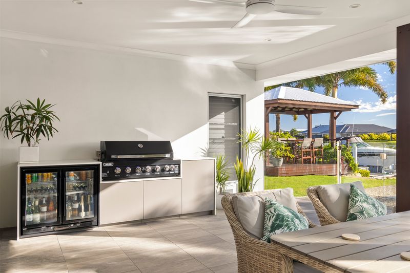 Trendy Outdoor Kitchens