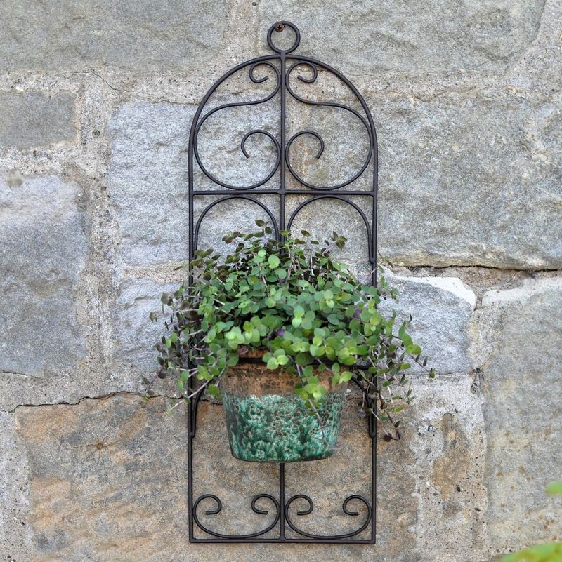 Wall-Mounted Pot Holders