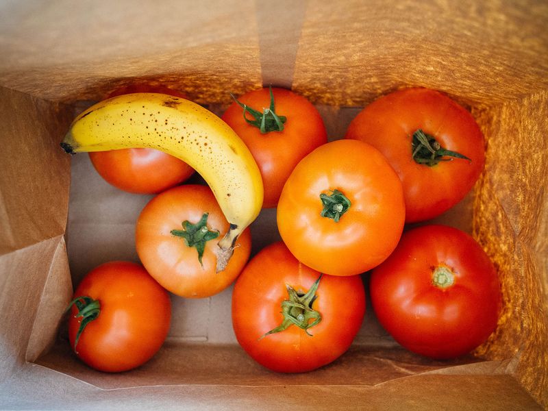 Let Suitable Fruit Ripen Indoors